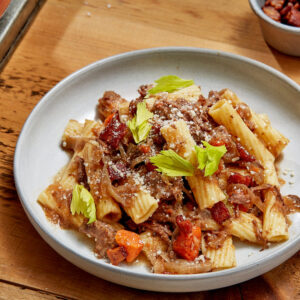 25. Rigatoni alla Genovese (A,G,H,3,4,8)