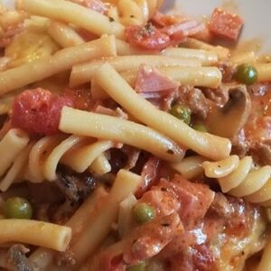 29. Pasta Mista al Forno (G,3,4,8)